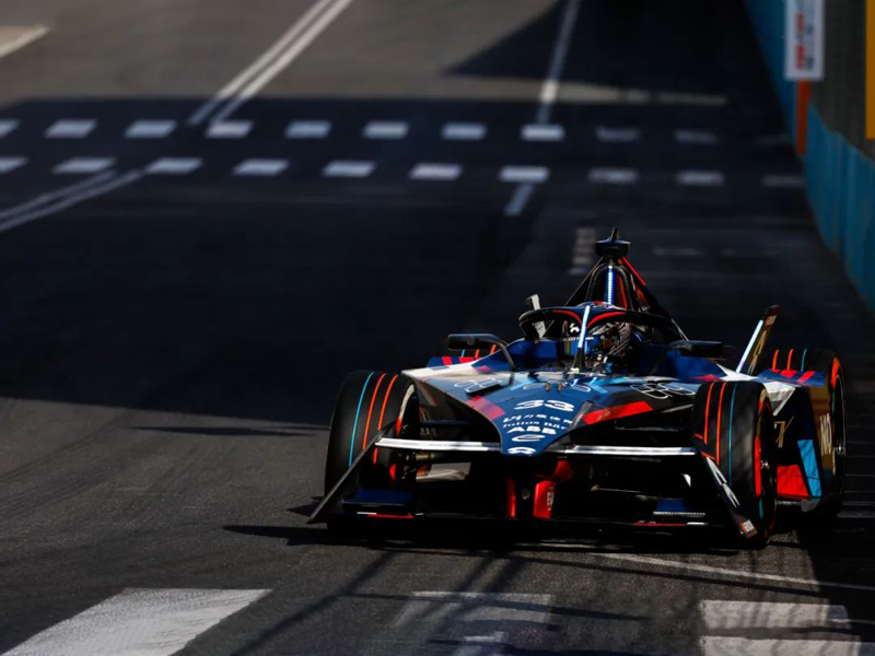 金年会体育-格瓦迪奥尔将接受手术 曼城后防伤病危机加剧